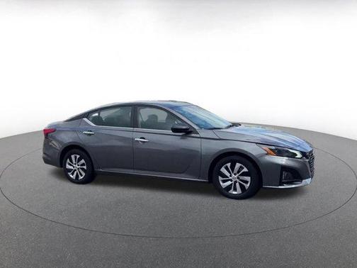 2024 Nissan Altima S FWD