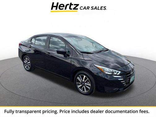 Super Black 2025 Nissan Versa 1.6 SV