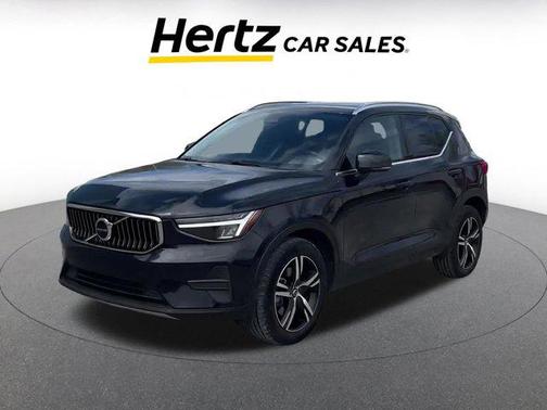 2024 Volvo XC40 CORE