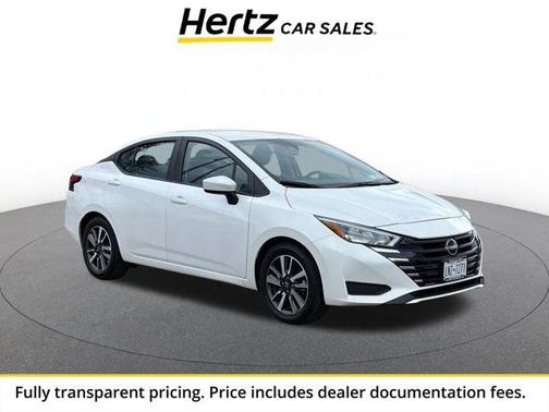 Aspen White Tricoat 2025 Nissan Versa 1.6 SV
