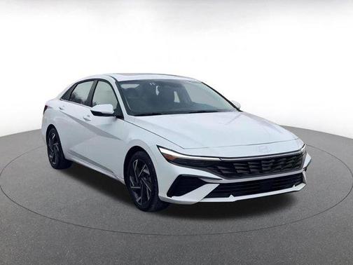 2025 Hyundai ELANTRA HEV Limited