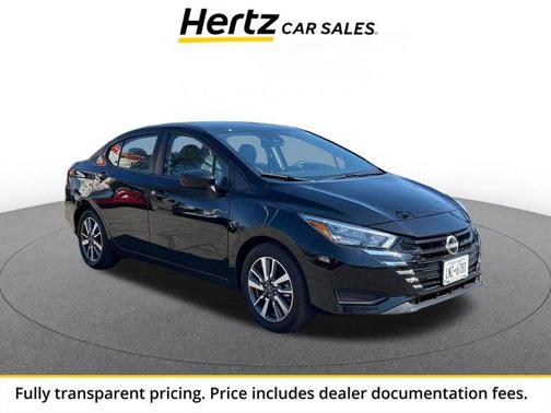 Super Black 2025 Nissan Versa 1.6 SV