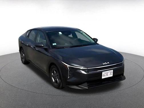 Interstellar Gray 2025 Kia K4 LXS