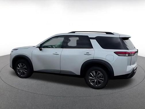 Brilliant Silver Metallic 2025 Nissan Pathfinder SV FWD