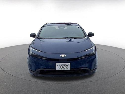 2025 Toyota Prius LE
