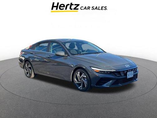 2025 Hyundai ELANTRA SEL