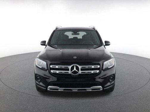 Night Black 2025 Mercedes-Benz GLB 250 4MATIC