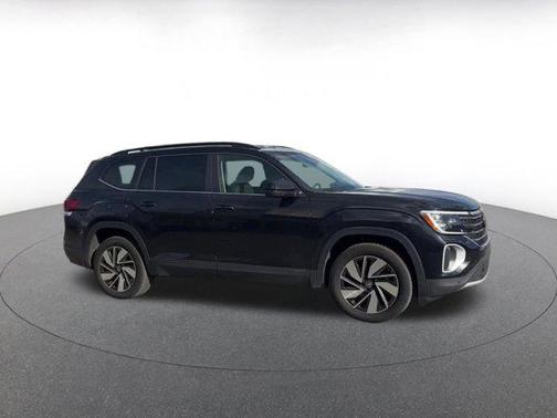 2025 Volkswagen Atlas 2.0T SE w/Technology 4MOTION