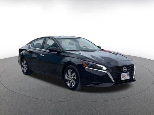 2024 Nissan Altima S FWD