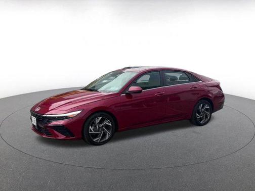 2025 Hyundai ELANTRA SEL