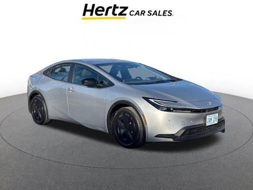 2025 Toyota Prius LE