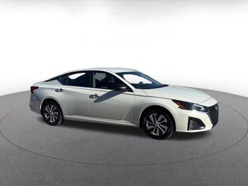 2024 Nissan Altima S FWD