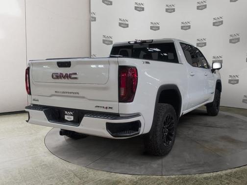 2022 GMC Sierra 1500 AT4X