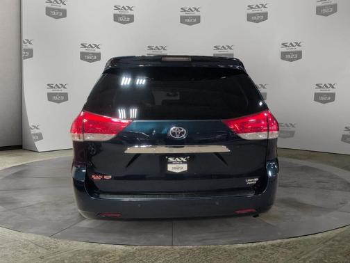 2011 Toyota Sienna XLE