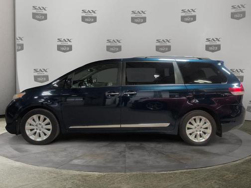 2011 Toyota Sienna XLE