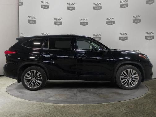 2020 Toyota Highlander Platinum