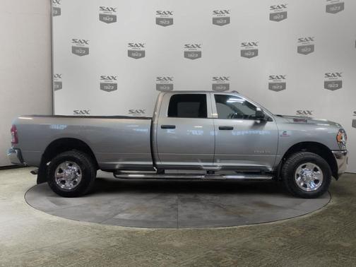 2020 RAM 3500 Tradesman Crew Cab 4x4 8' Box