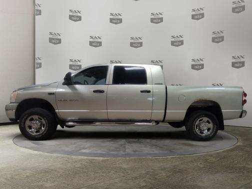 2007 Dodge Ram 1500 SLT Mega Cab