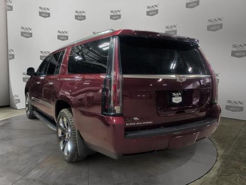 2019 Cadillac Escalade ESV Luxury