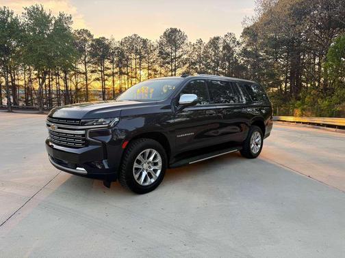 Black 2023 Chevrolet Suburban Premier