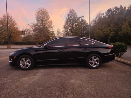 2020 Hyundai SONATA SE