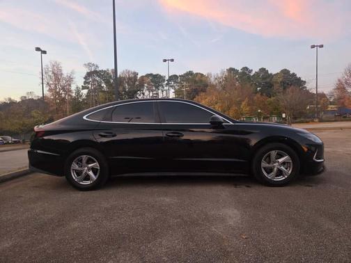 2020 Hyundai SONATA SE