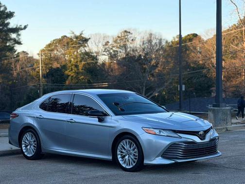 2018 Toyota Camry XLE