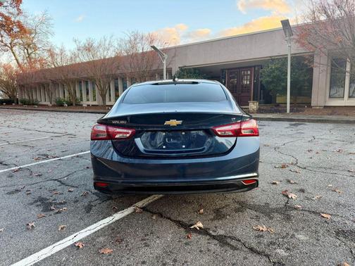 2021 Chevrolet Malibu FWD LT