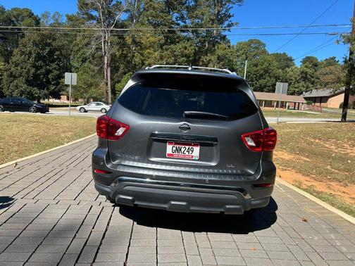 2020 Nissan Pathfinder SL 2WD