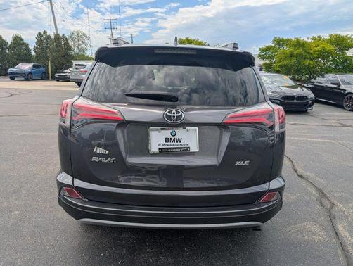 Magnetic Gray Metallic 2018 Toyota RAV4 XLE