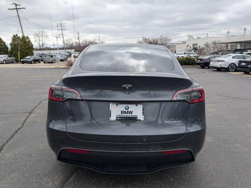 2023 Tesla Model Y Long Range Dual Motor All-Wheel Drive