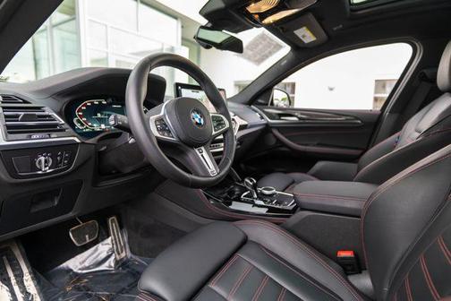 Brooklyn Grey Metallic 2025 BMW X4 M40i