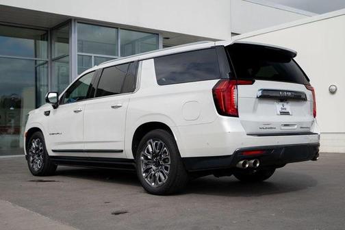 2023 GMC Yukon XL Denali Ultimate