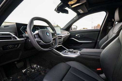2025 BMW 330 xDrive