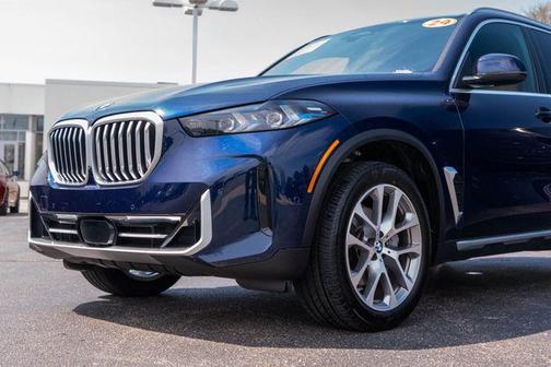 Tanzanite Blue II Metallic 2024 BMW X5 xDrive40i