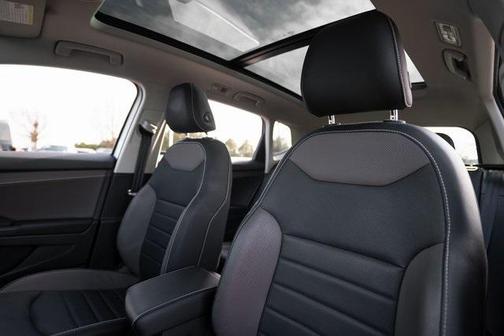 2022 Volkswagen Taos 1.5T SEL