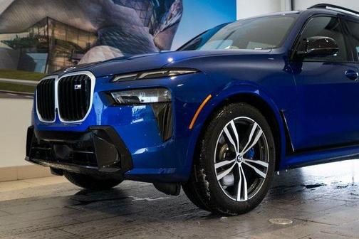 2026 BMW X7 M60i