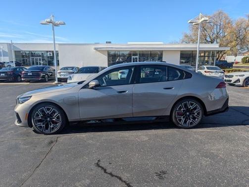 2026 BMW 550e xDrive