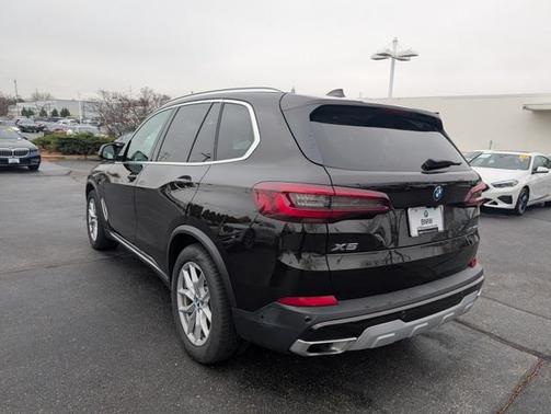 2022 BMW X5 PHEV xDrive45e