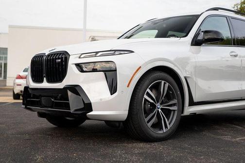 2026 BMW X7 M60i