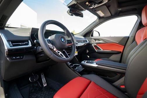 2025 BMW X2 xDrive28i
