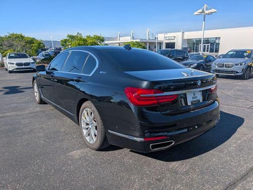 Black Sapphire Metallic 2017 BMW 740e xDrive iPerformance