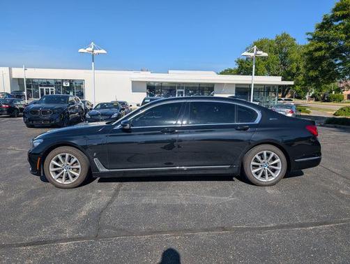Black Sapphire Metallic 2017 BMW 740e xDrive iPerformance