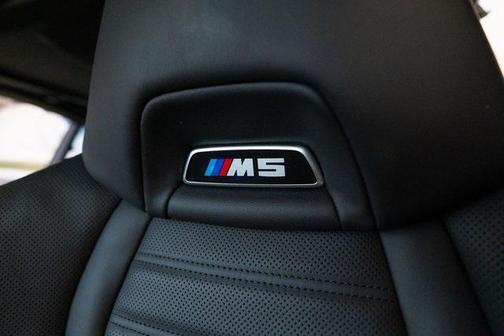 2022 BMW M5 Base