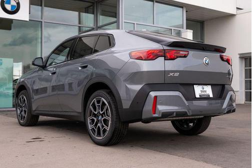 Skyscraper Grey Metallic 2026 BMW X2 xDrive28i