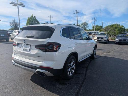 Alpine White 2024 BMW X3 xDrive30i