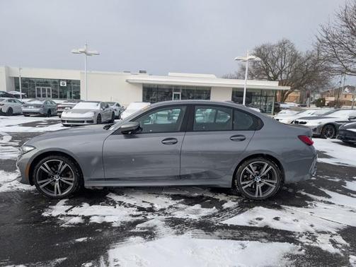 2023 BMW 330 xDrive