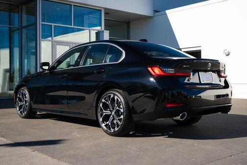 2025 BMW 330 i xDrive