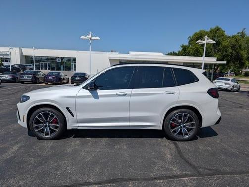 2024 BMW X3 M40i