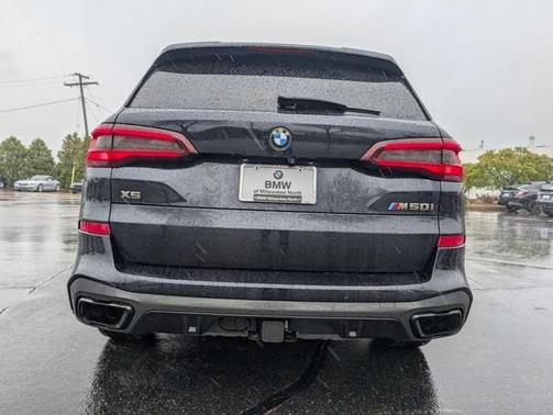 2021 BMW X5 M50i